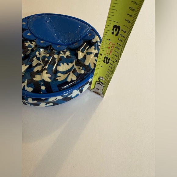 Vera Bradley Frill Blue and White Coin Purse - Picture 8 of 8